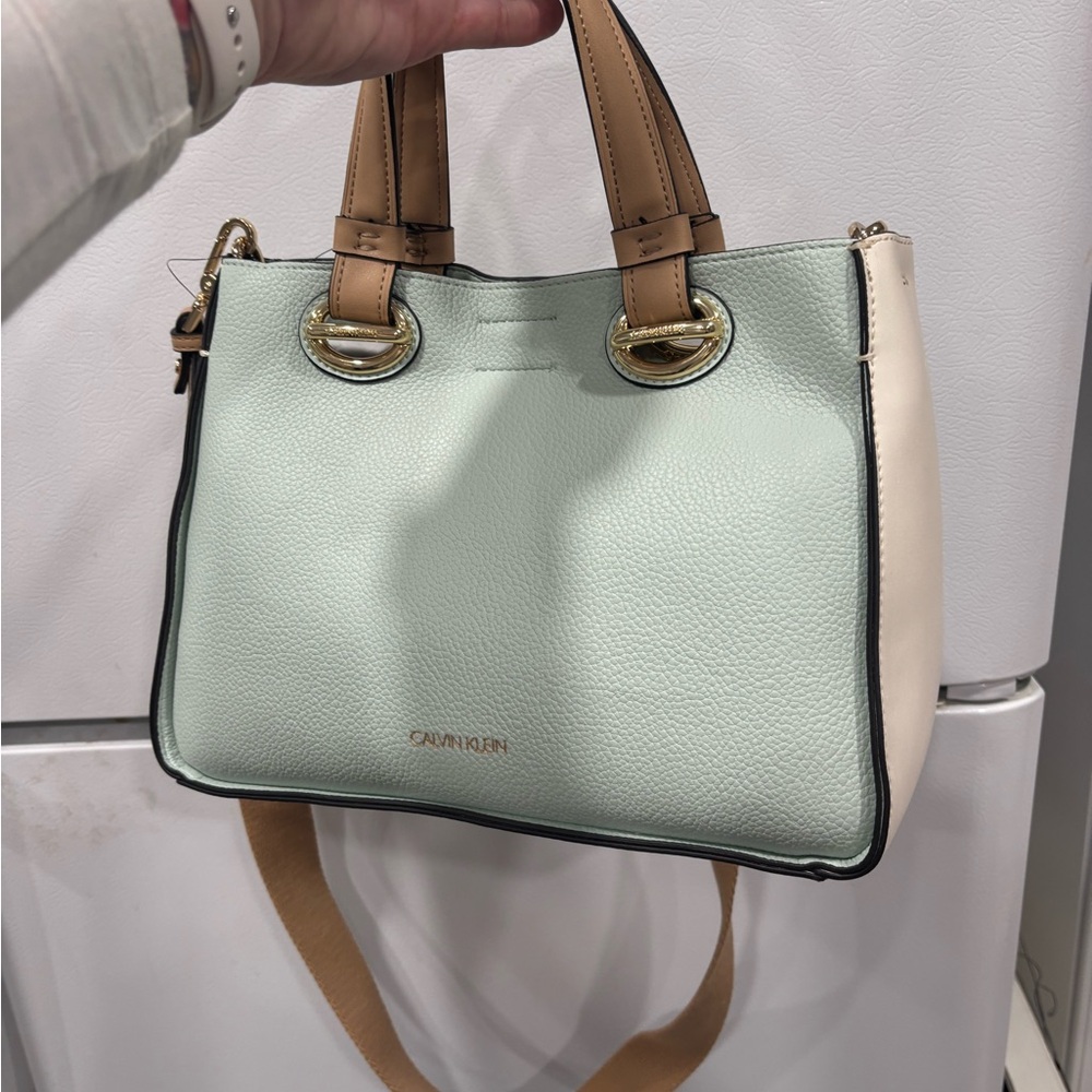 NWT Calvin Klein purse
